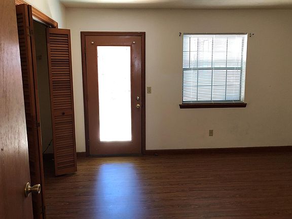 2nd image of 2328 Hartsfield Way
