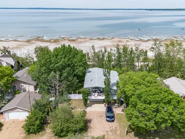 44 S Lakeview Ave, White Sands, AB T0C 3B0