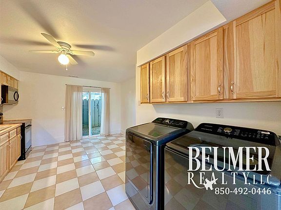 4th image of 4833 Huron Dr