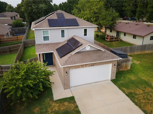 452 Bluebonnet Ave, Lowell, AR 72745