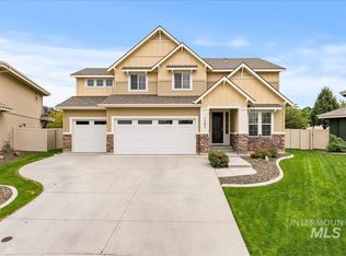 1201 W Sandcrest Ct, Nampa, ID 83686