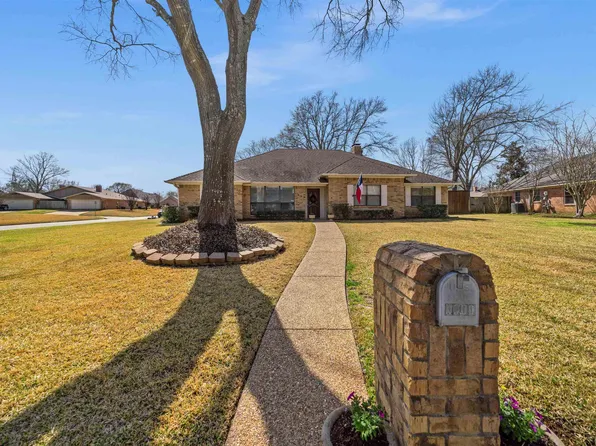 5909 Stoneleigh Dr, Tyler, TX 75703