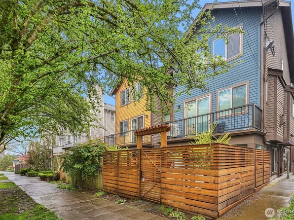 7413 4th Avenue NE #B, Seattle, WA 98115