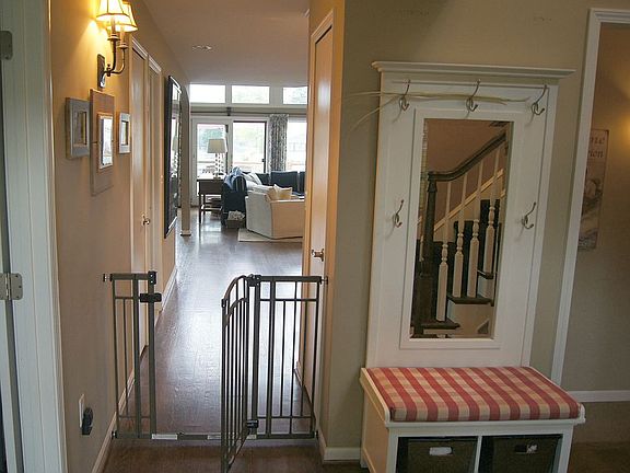 5th image of 463 Algene Dr