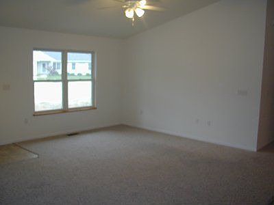 4th image of 212 Jonathan Dr