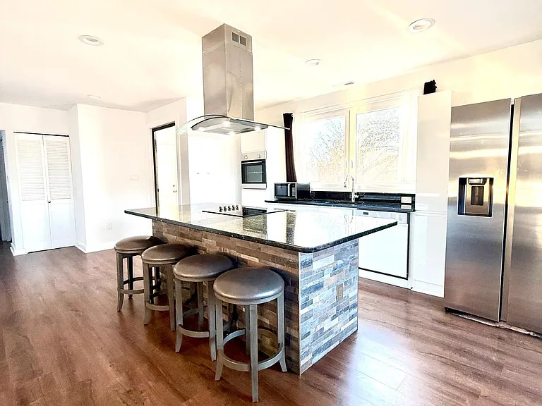 175 Golfview Dr #1 — Photo 34