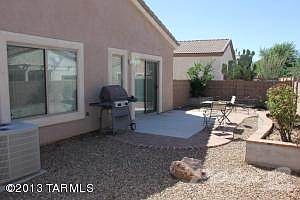 125PICLandscapedBackyard