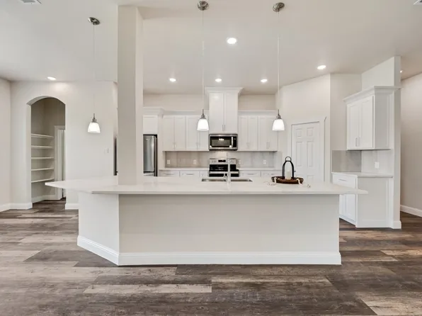 3334 Knight St, Corsicana, TX 75110