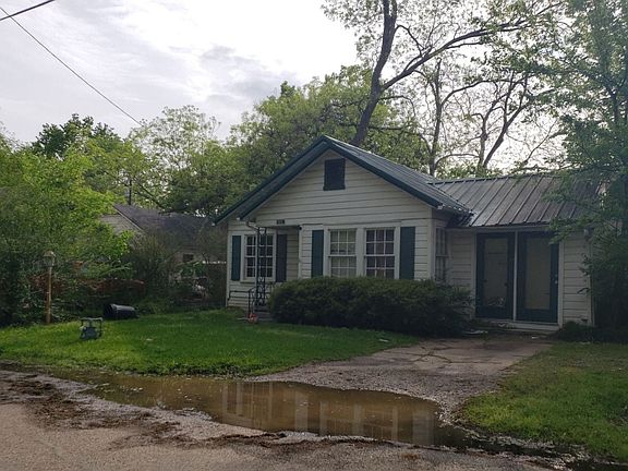 2nd image of 915 Pine St