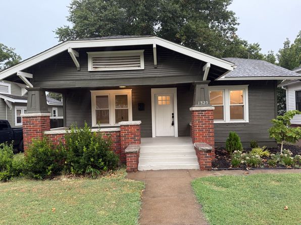 1525 S Dewey Ave