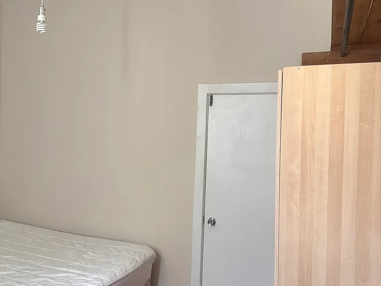 325 Laurier Ave E #3 — Photo 5