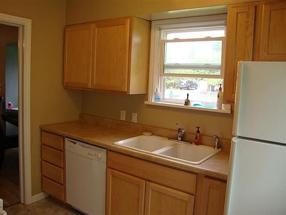 Ample Counterspace