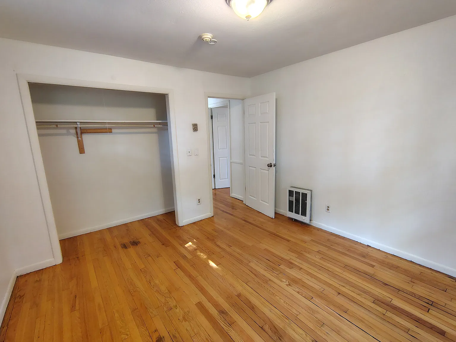 3120 Wilcox Boulevard - B — Photo 3