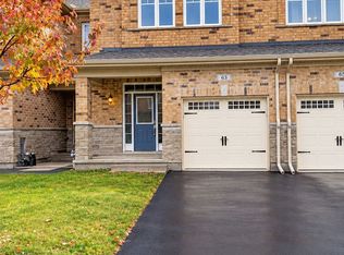63 Tapadero Ave, Ottawa, ON K2V0E1