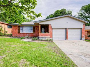 8721 Reva St, Dallas, TX 75227