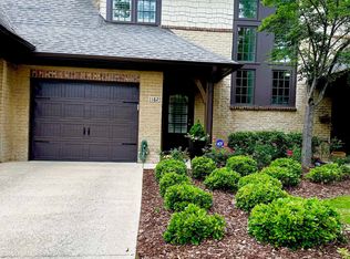 1182 Inverness Cove Way, Birmingham, AL 35242
