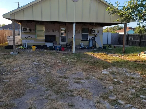 102 Sunflower Rd, Dale, TX 78616