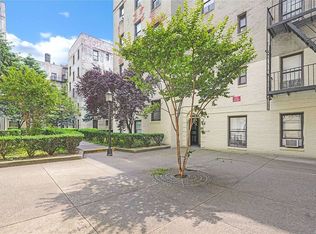 21-15 33rd St #G, Astoria, NY 11105