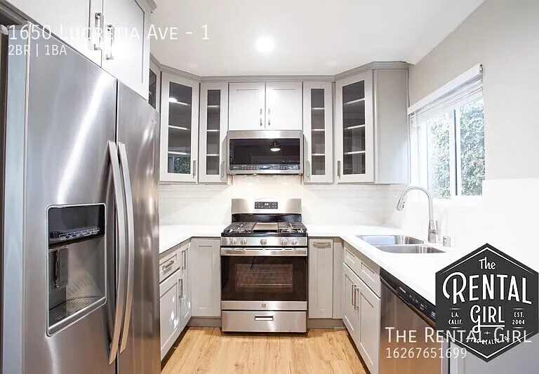 1650 Lucretia Ave #1 — Photo 3