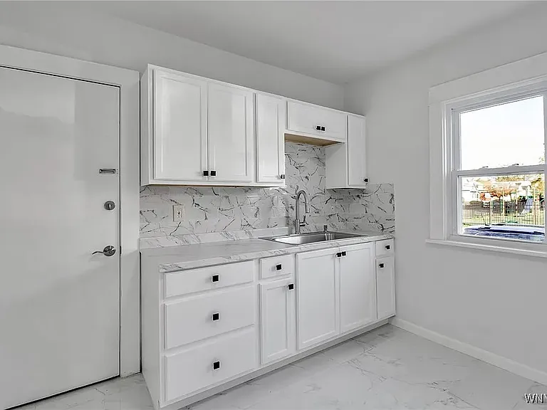 1st floor brand new Kitchen