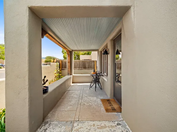1724 Paseo De Peralta, Santa Fe, NM 87501