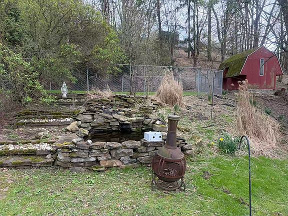 2nd image of 206 Hillendale Rd