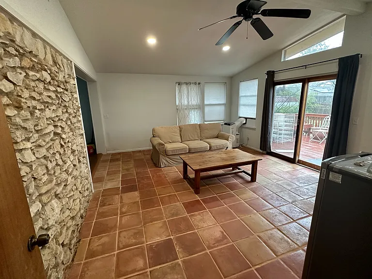 3206 Bruce Dr #B — Photo 18