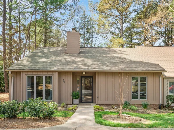 108 Beaver Dam Ct, Chapel Hill, NC 27514
