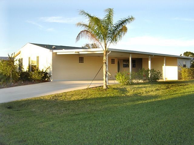 Front, located on quiet Cul-de-sac