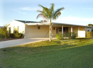 8126 9th Hole Dr, Port Saint Lucie, FL 34952