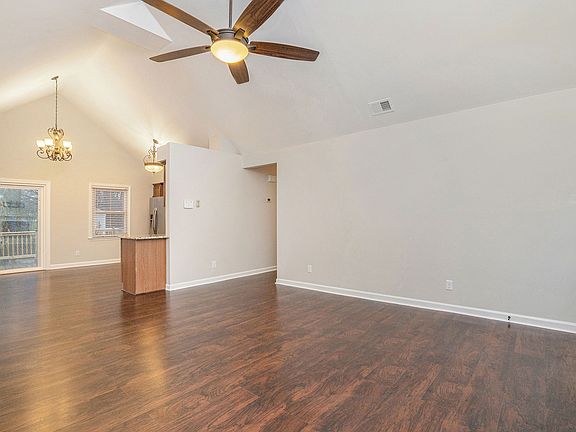 3rd image of 8316 Pine Field Ct