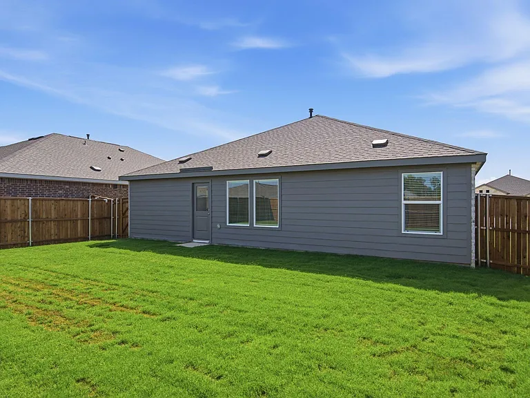 2536 Farrier Ln — Photo 12