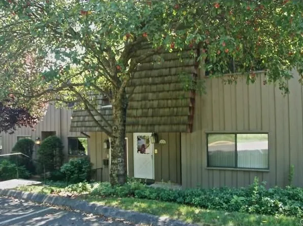 158 Gillies Ln, Norwalk, CT 06854