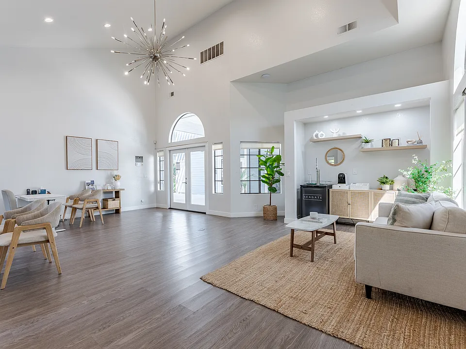Seagate Condominium Rentals