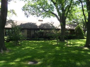 433 Ash Ave, Wood Dale, IL 60191