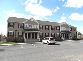 117 Meadow Valley Rd APT 8, Ephrata, PA 17522