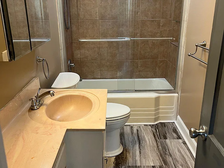 3301 E Bayley St — Photo 5