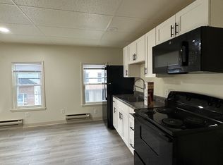 36 N Market St #B, Duncannon, PA 17020