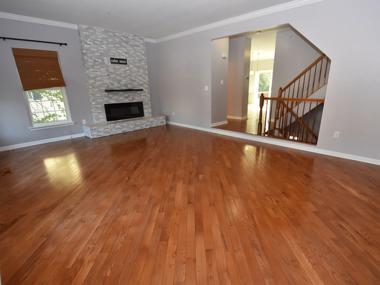 2711 Summers Ridge Dr — Photo 2