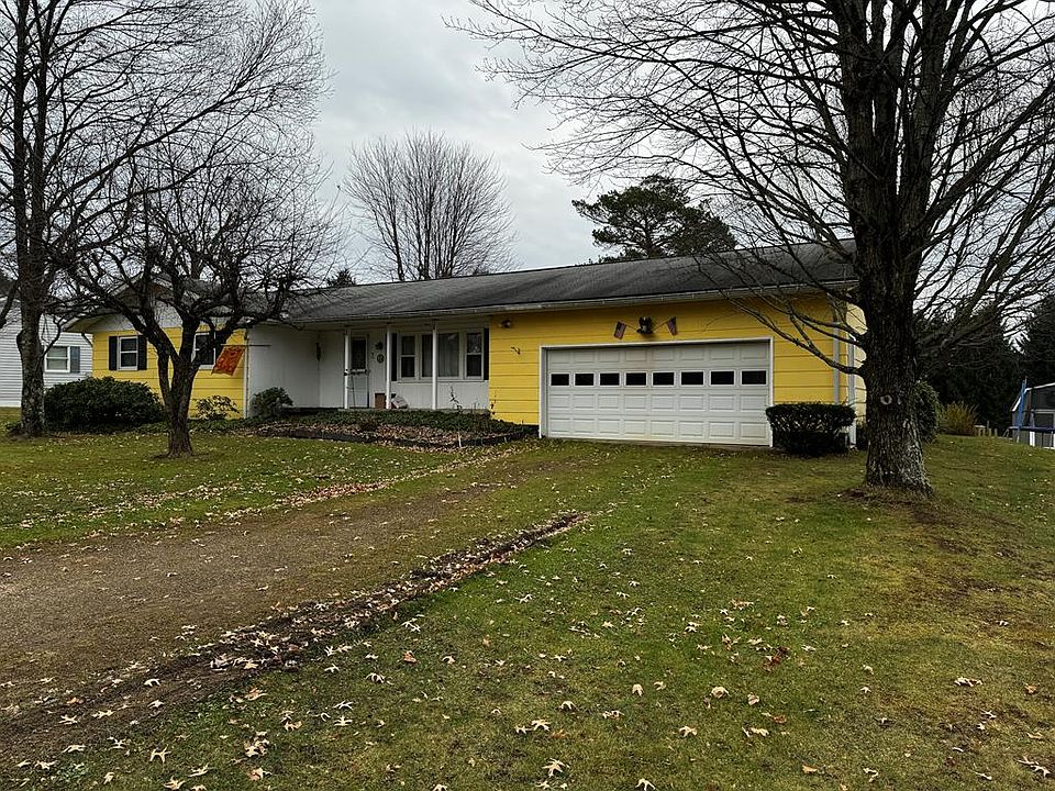1st image of 5 Chautauqua Ct