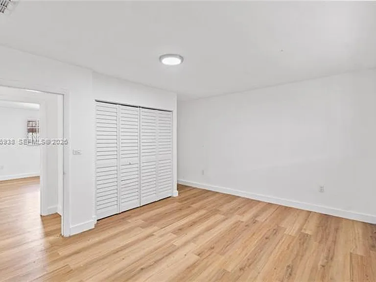 361 E 39th St #1 — Photo 24