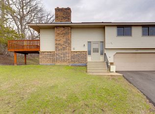 1633 Hickory Ln, Eagan, MN 55122