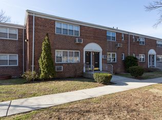 7827 Cloverdale Blvd, Bayside, NY 11364
