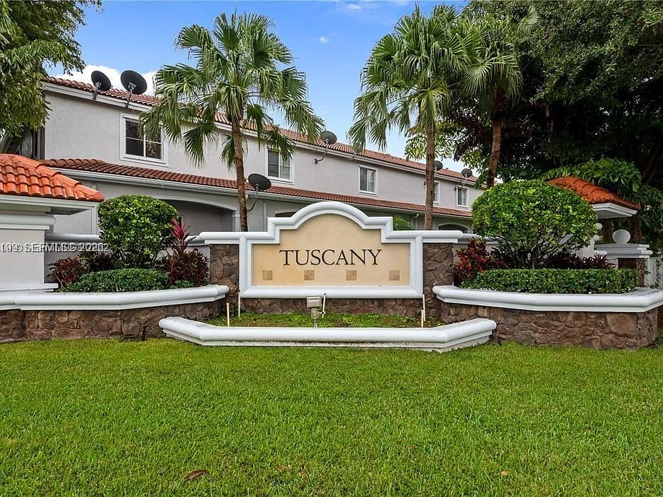 2833 SW 82nd Ave