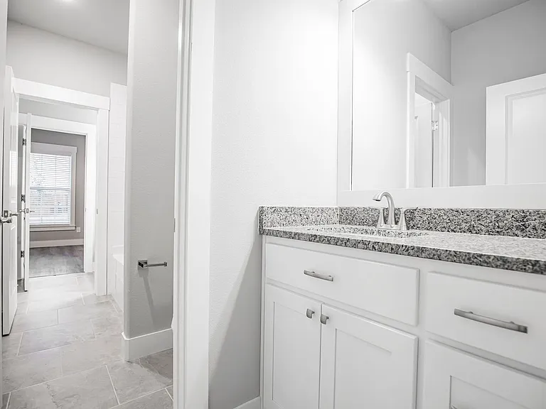 1824 Seay Cir — Photo 14