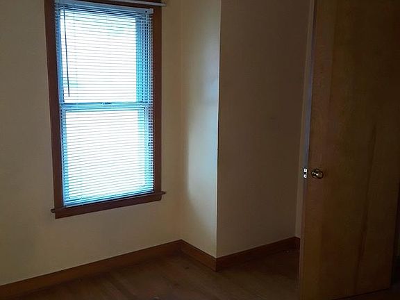 4th image of 341 Cornell Ave