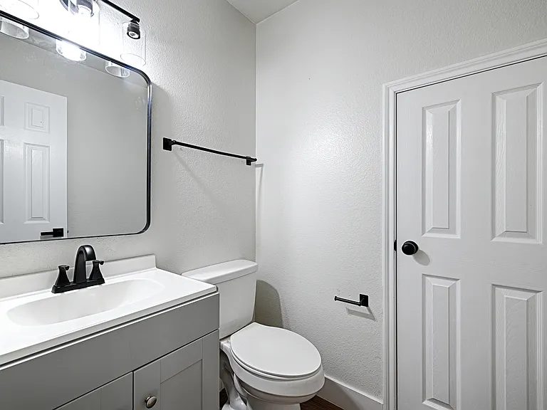 2629 Terrace Dr — Photo 9