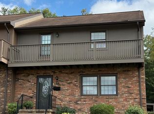 100 Stone Church Rd APT D, Wheeling, WV 26003