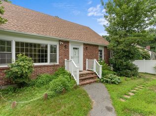 393 High Plain St, Walpole, MA 02081