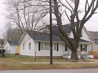 316 3rd St, Princeton, IA 52768